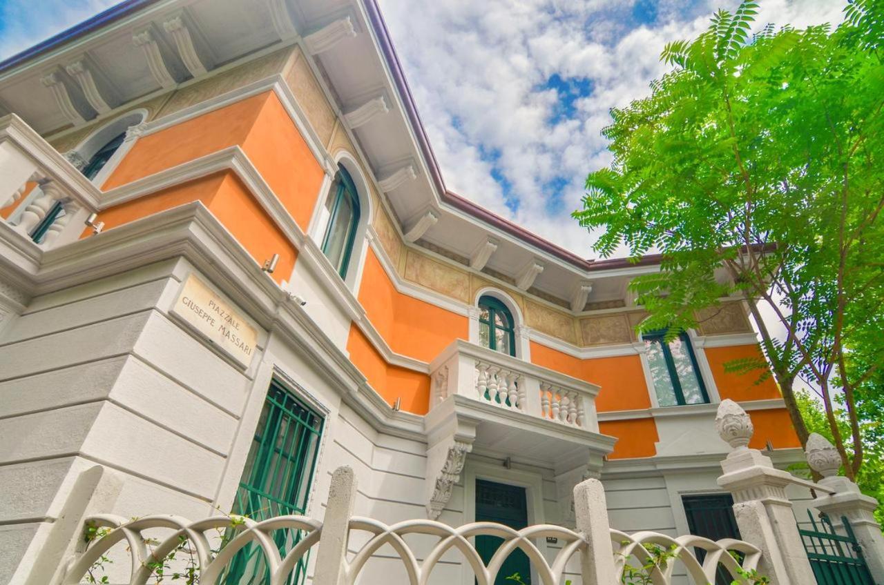Villa Massari Milan Exterior photo